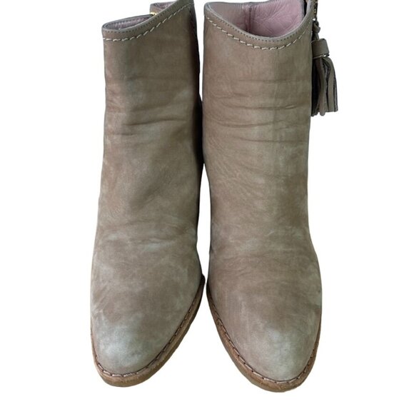 Stuart Weitzman Shoes - Stuart Weitzman Womens Nubuck Leather Tasseled Ankle Booties Taupe 8:5 M